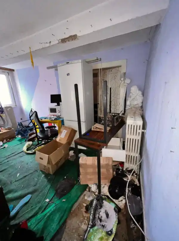 Messie-Wohnung Foto D