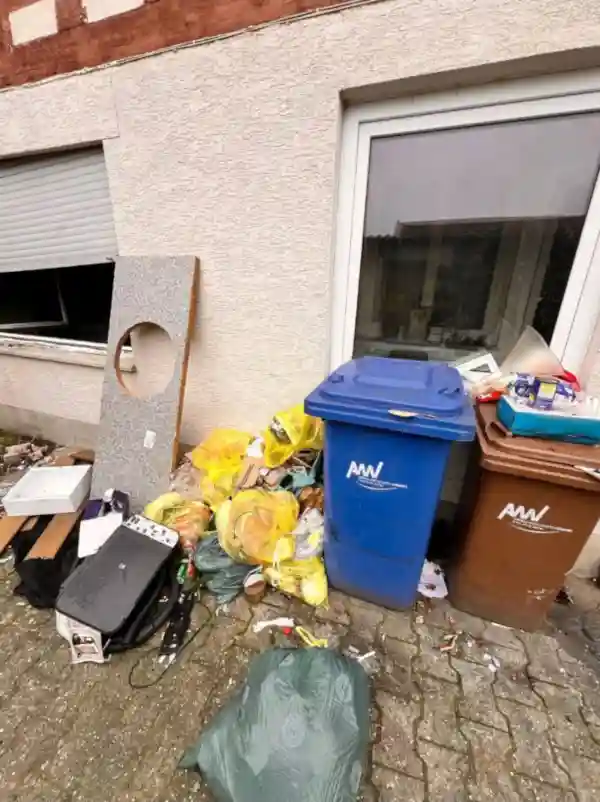 Messie-Wohnung Foto J